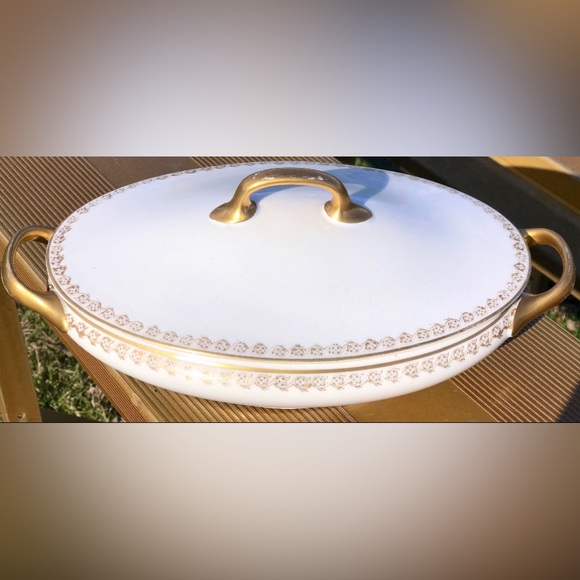 Vintage Early 1900s OLD ABBEY LIMOGES France Lidded Gold Trim Vegetable Bowl - Picture 2 of 10